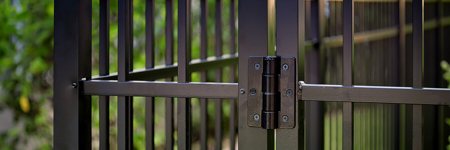 Fence-Gabela-11-Block-Walls-Vinyl-Roth-Iron-Wooden-Fences For Business