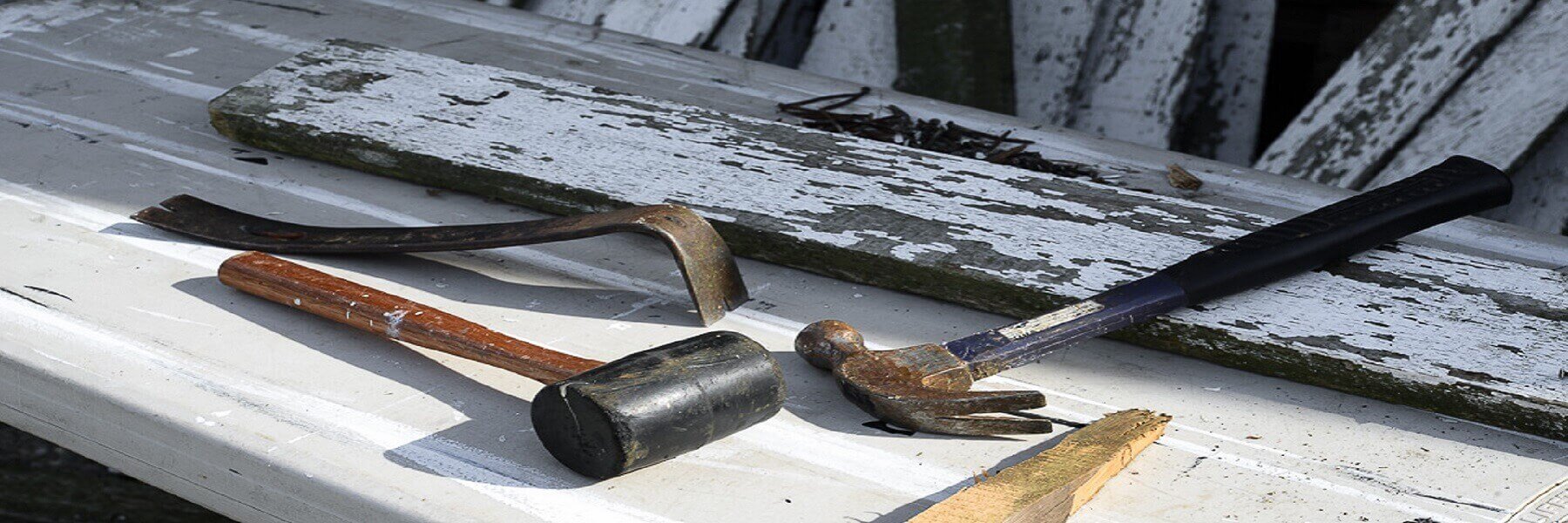 Reassembly-Repair-Disassemble-Built-in-Furniture-Service-Fence-Removal-2 For Business